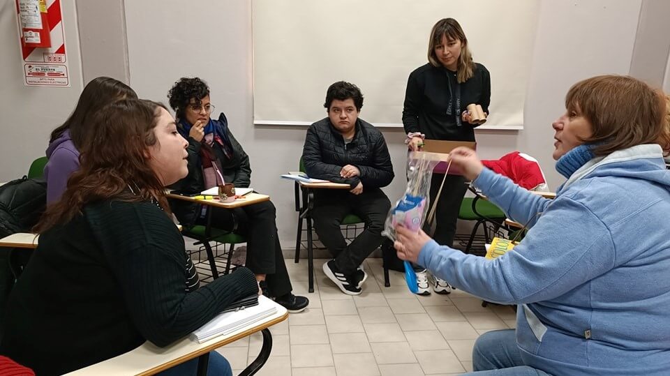 Taller Teórico Práctico ''Hacia el Empoderamiento de las Familias.'' Fundación TEA Santa Cruz